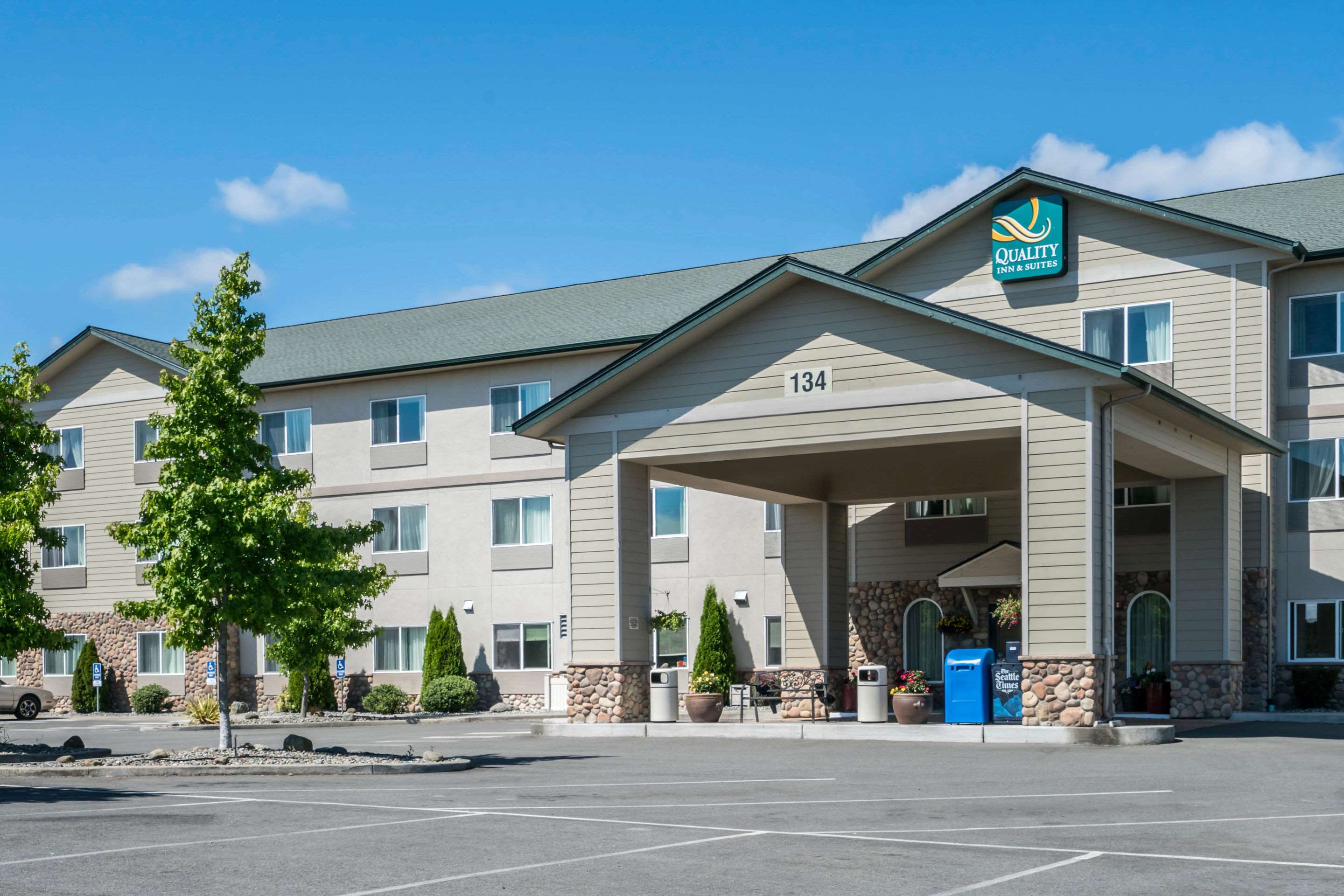 Picture for Quality Inn & Suites at Olympic National Park
