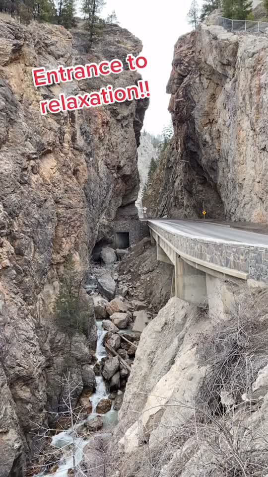 Radium Hot Springs