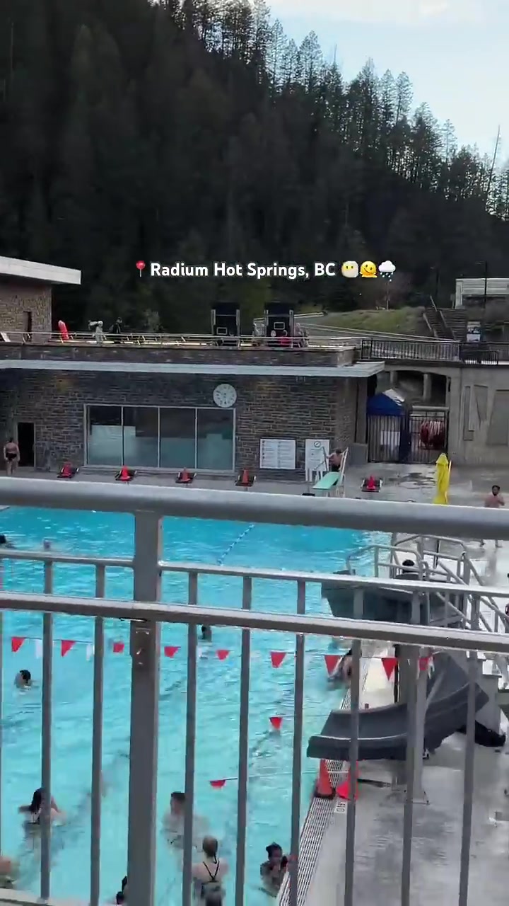 Radium Hot Springs