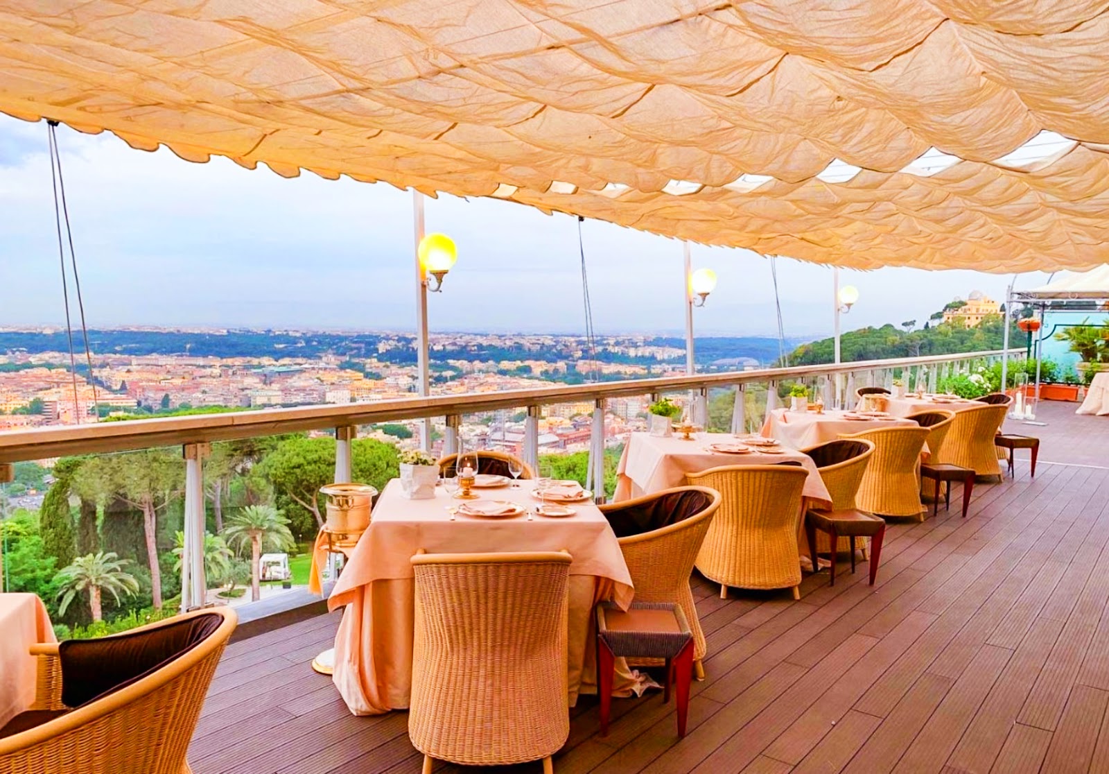 תמונה עבור Restaurant La Pergola