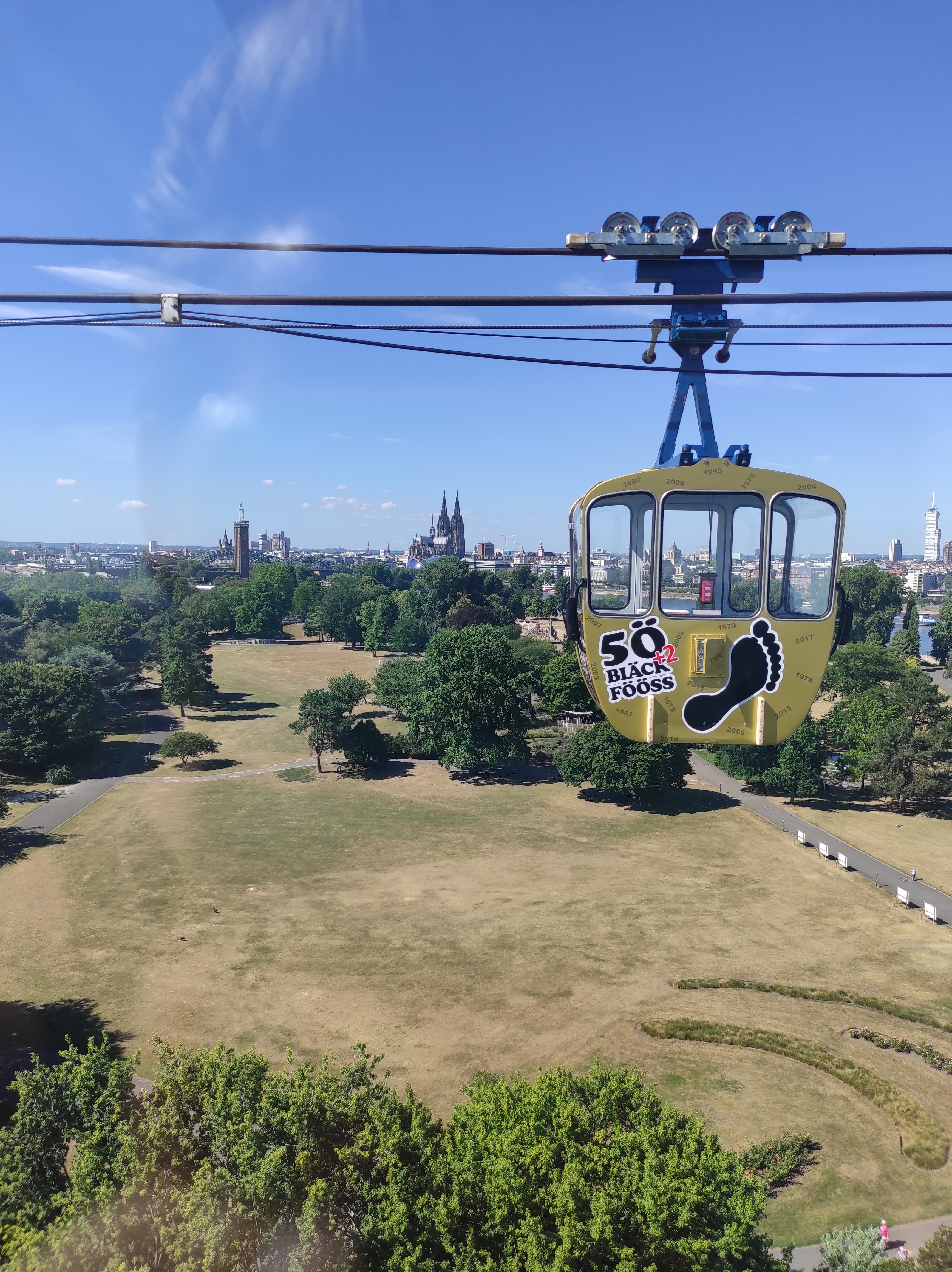 Kölner Seilbahn (Cologne Cable Car) / Rheinpark