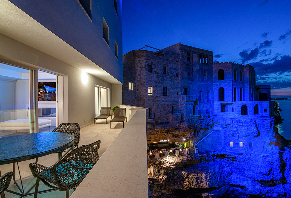 תמונה עבור Ristorante Grotta Palazzese, Polignano a Mare
