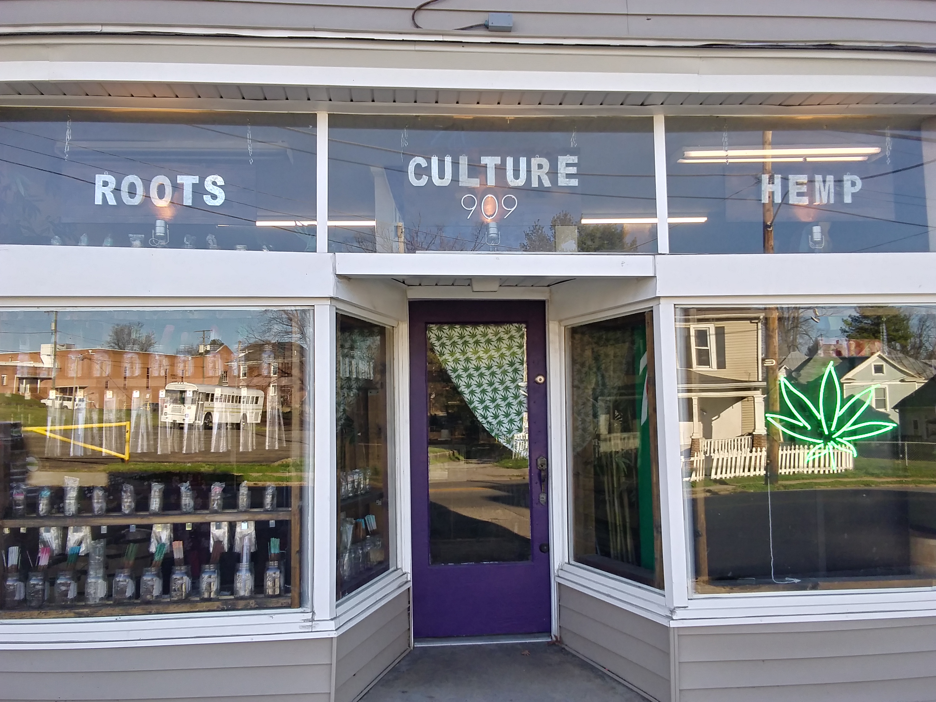 Picture for Local Roots