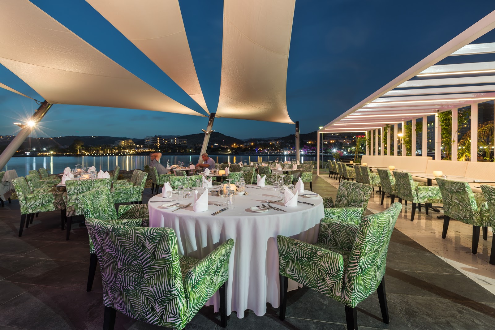 תמונה עבור Sailor's Rest Lounge Bar Restaurant