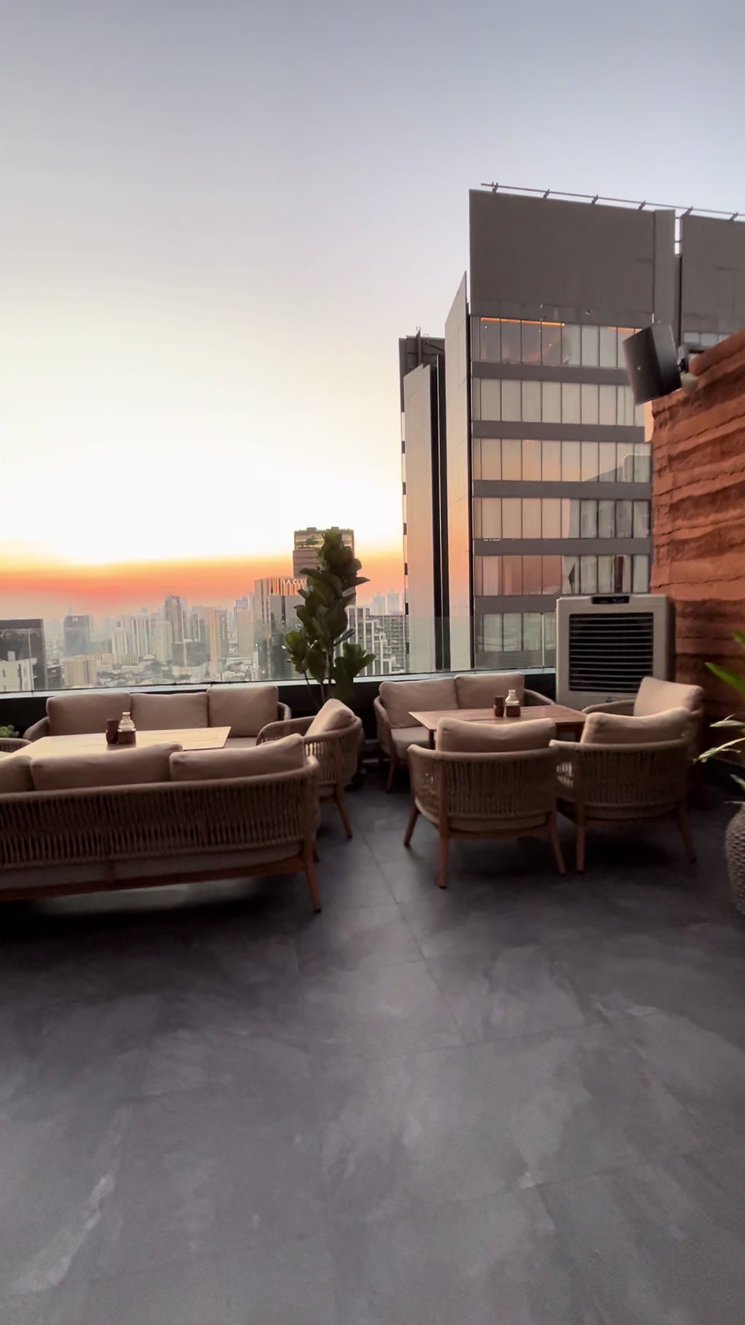 Sanctuary Bangkok Rooftop Bar