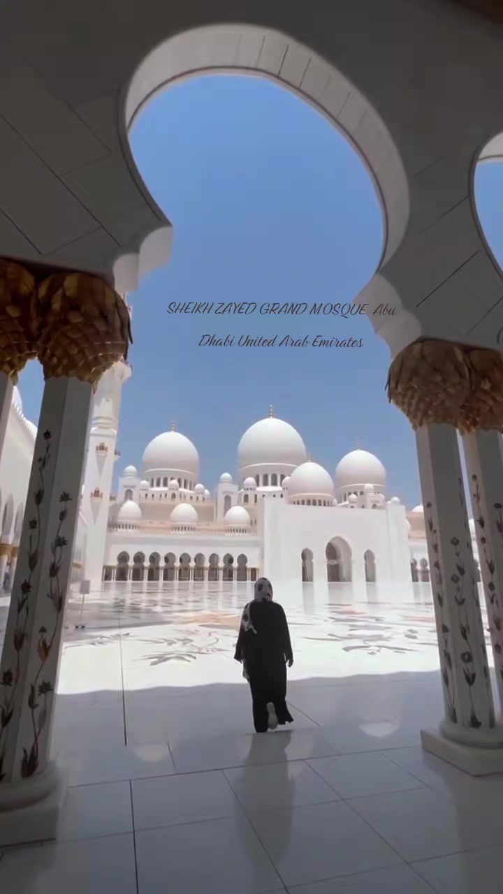 Sheikh Zayed Grand Mosque Center