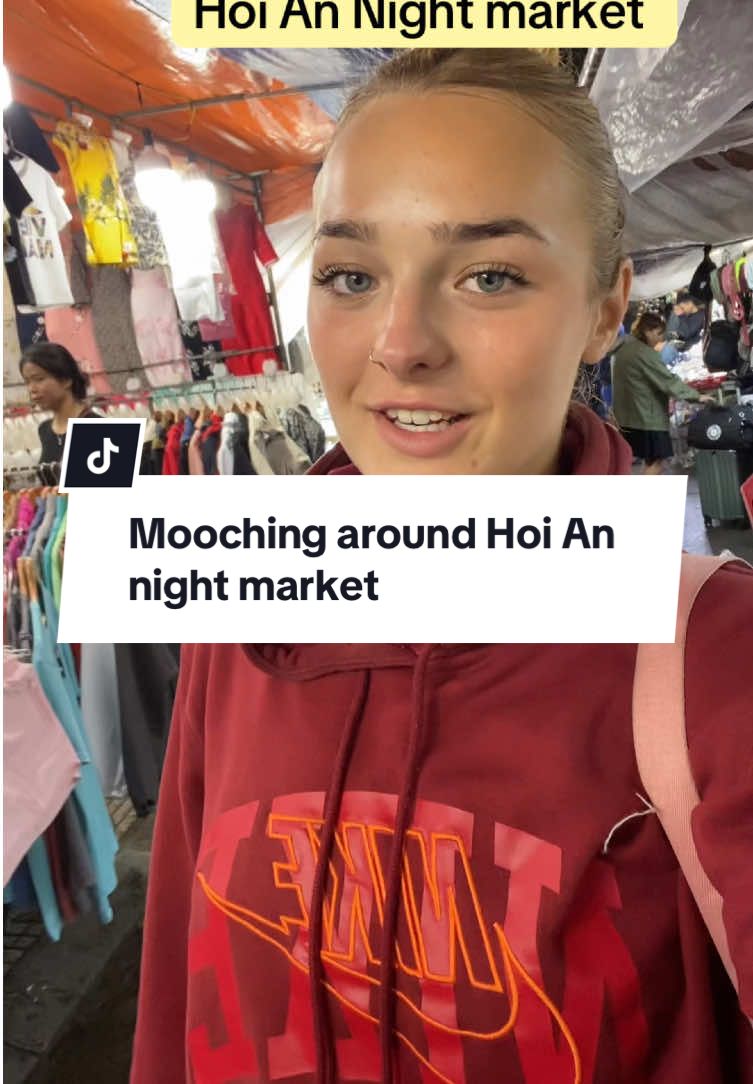 שוק הלילה של הוי אן (Hoi An Night Market)