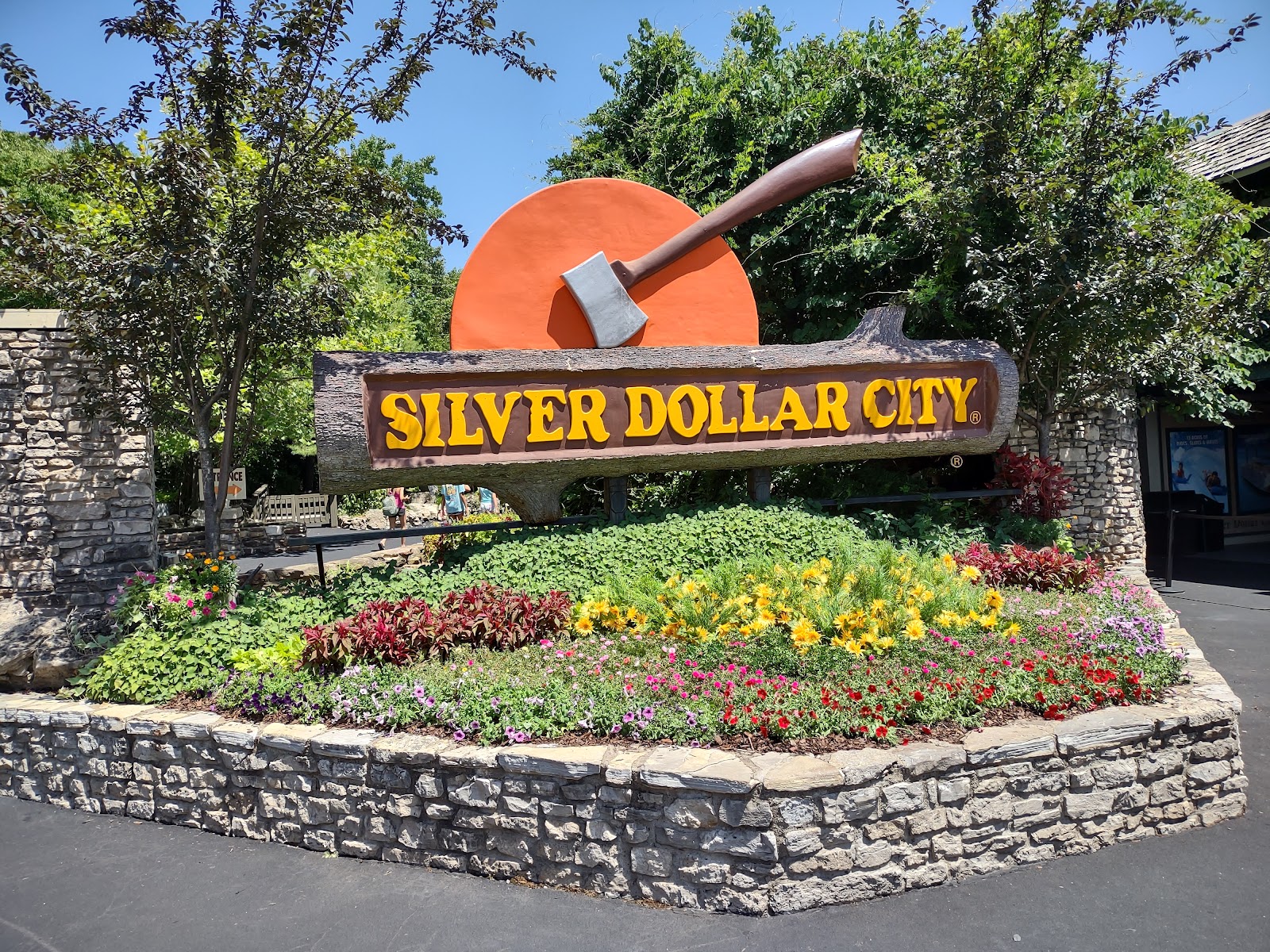 Branson, MO (Silver Dollar City & Table Rock Lake)