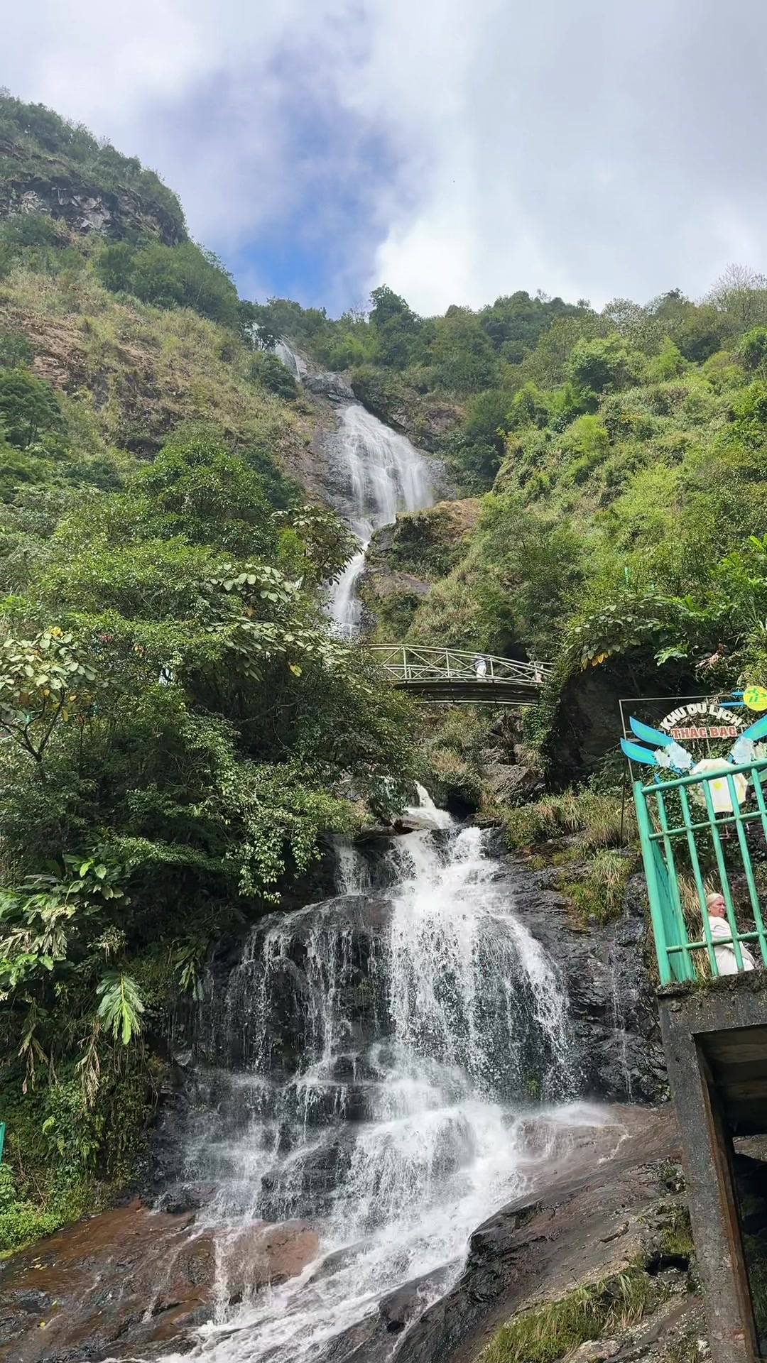 Silver Waterfall
