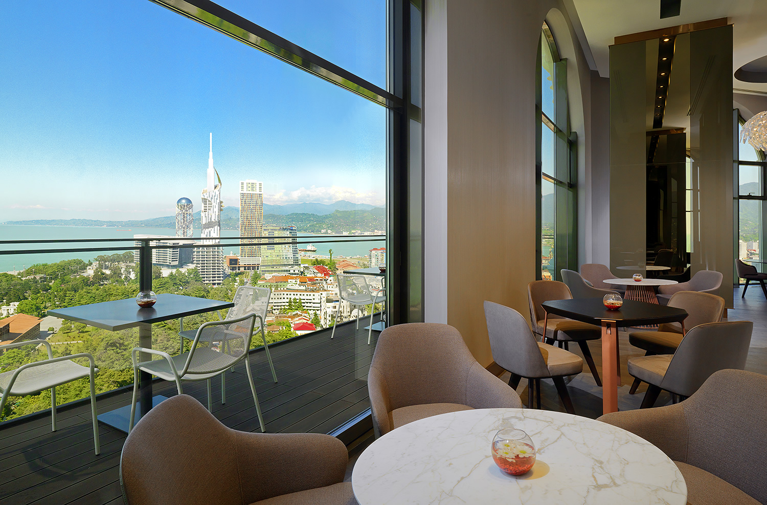 תמונה עבור Sky Bar