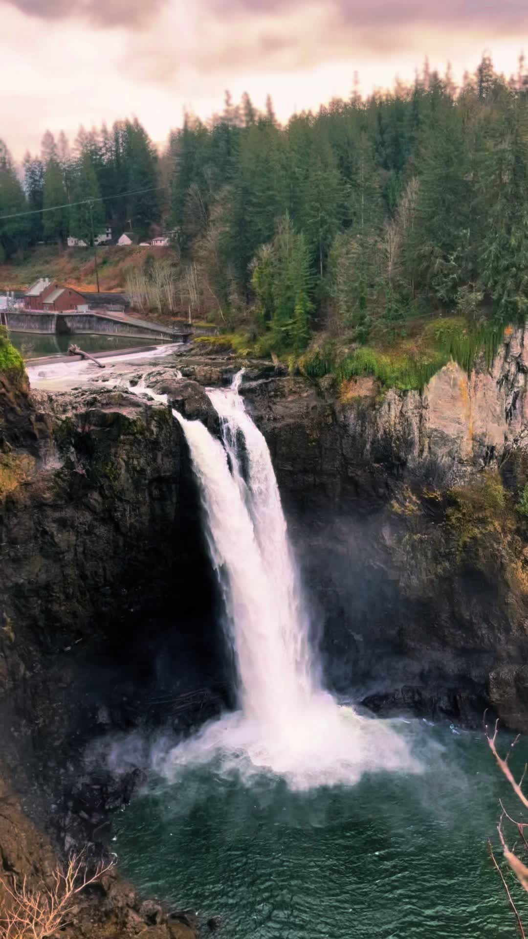 Snoqualmie Falls