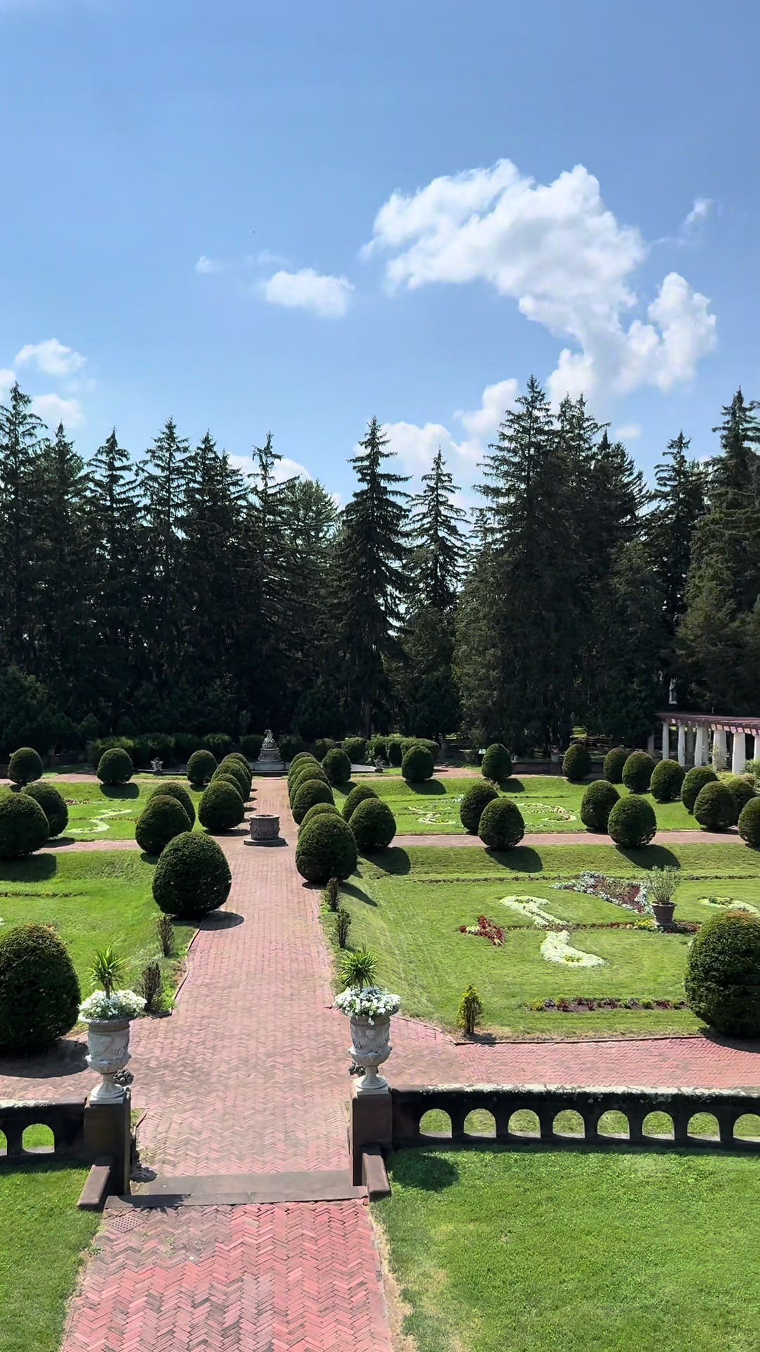 Sonnenberg Gardens and Mansion State Historic Park