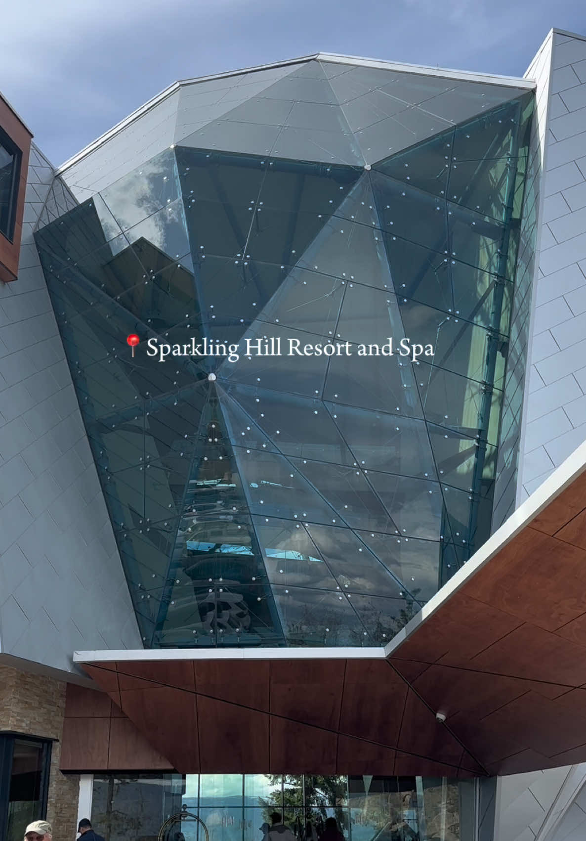 Sparkling Hill Resort