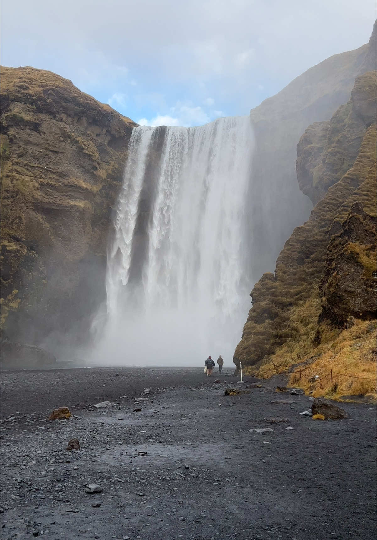 סקוגפוס (Skógafoss)