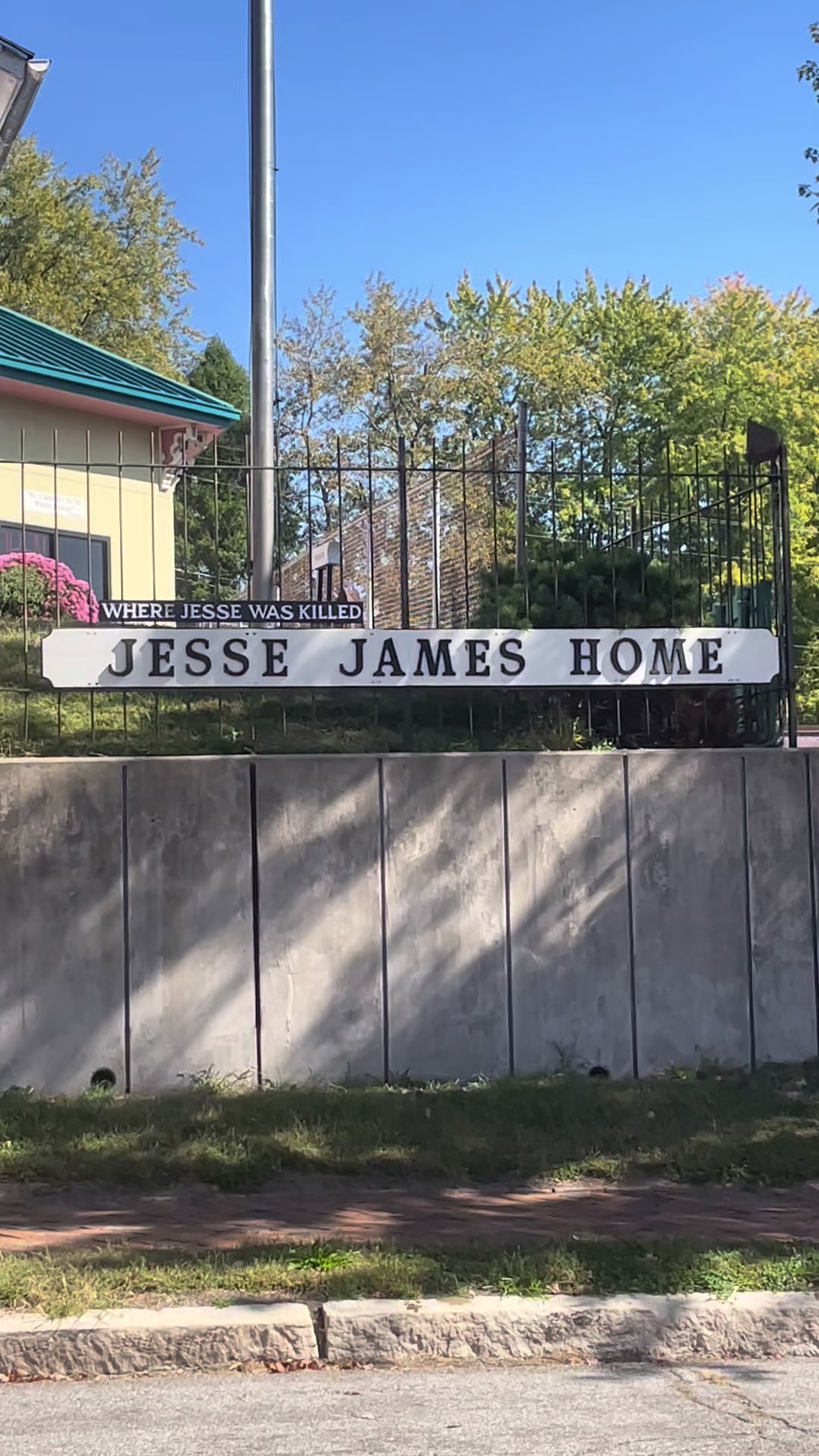 St. Joseph, MO (Jesse James Home & Museum area)