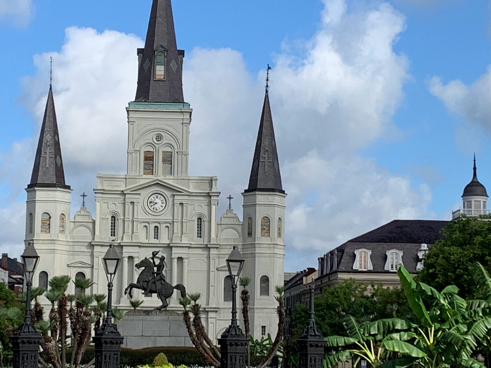 Indianapolis to New Orleans road trip itinerary