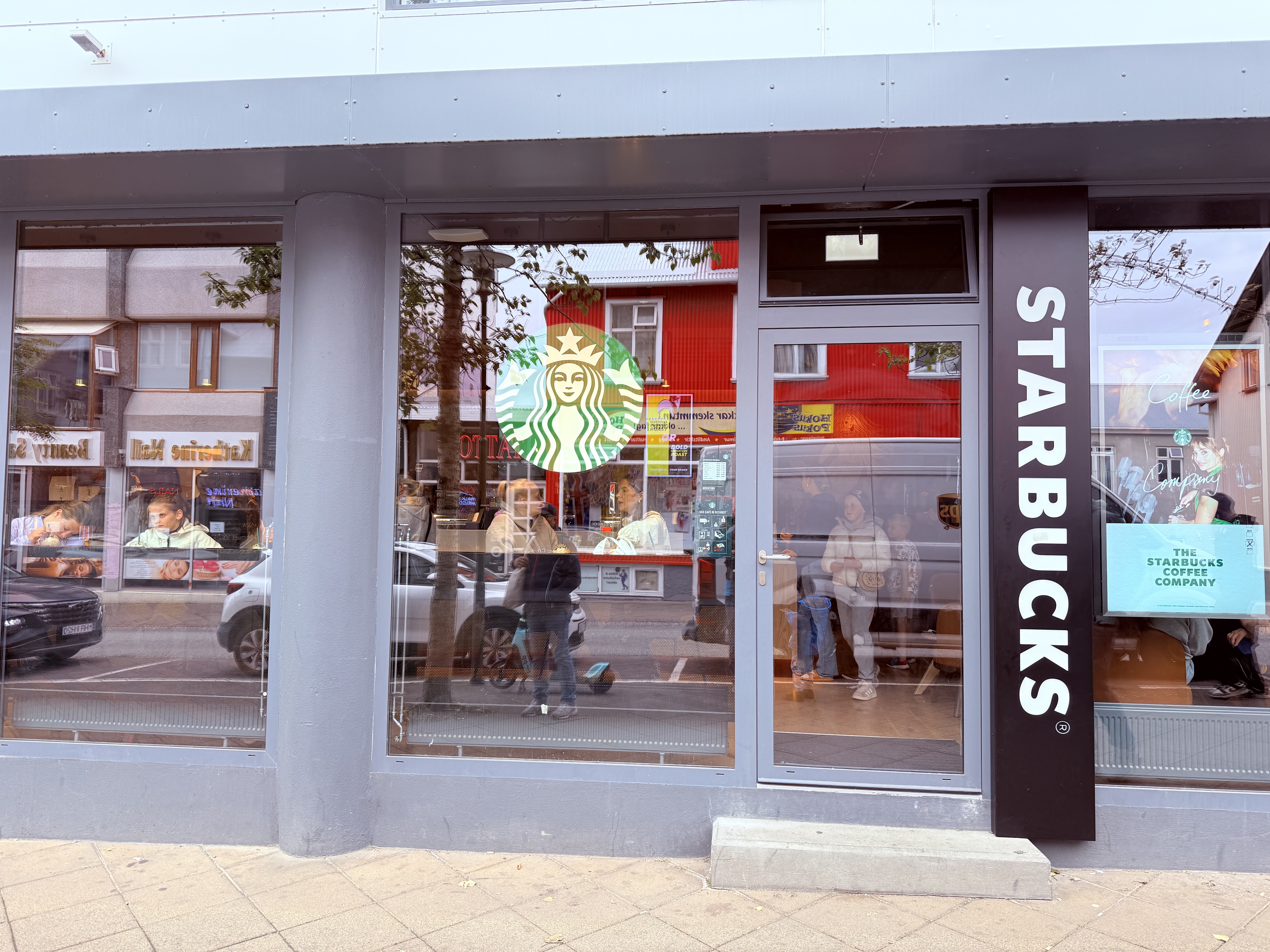 Picture for Starbucks Reykjavík (Laugavegur 66)