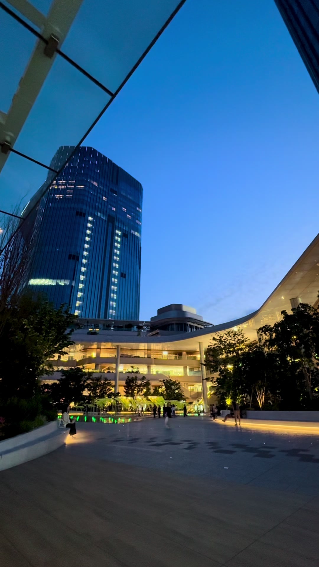 TAKANAWA GATEWAY CITY