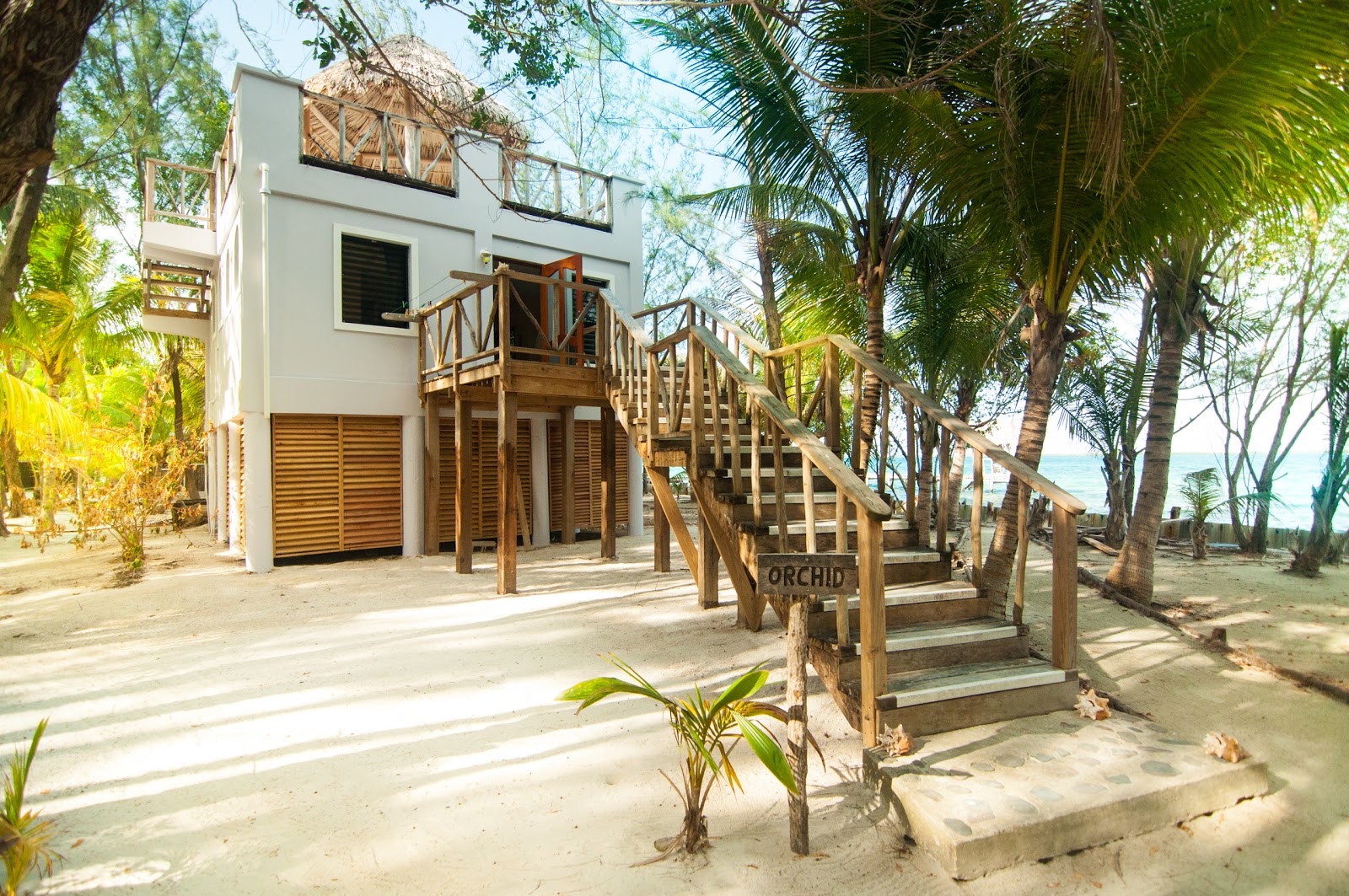 Thatch Caye Resort