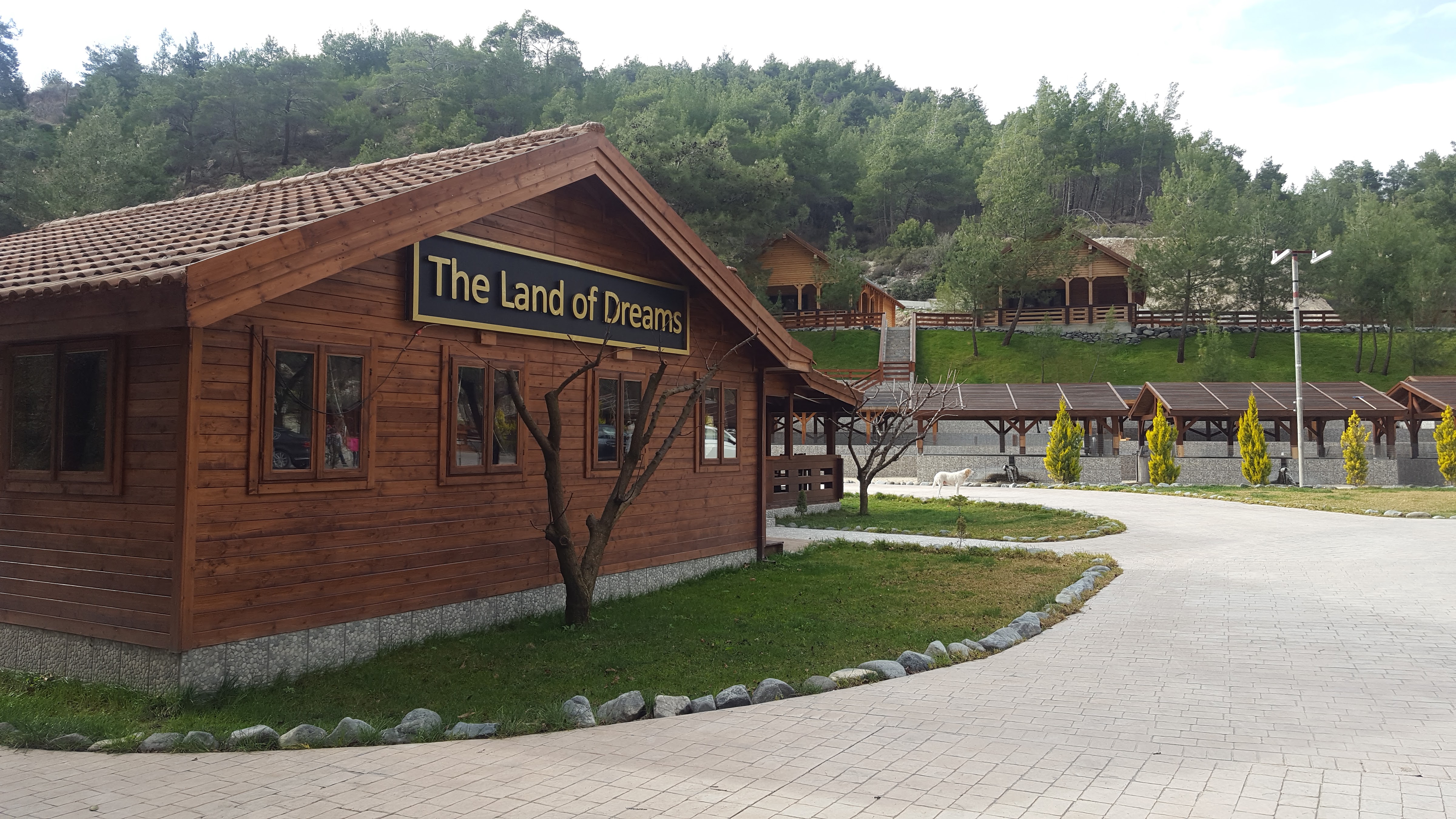 תמונה עבור The Cave Restaurant