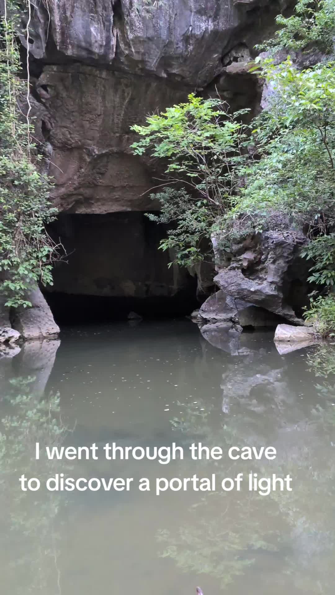 Thung Nham Cave
