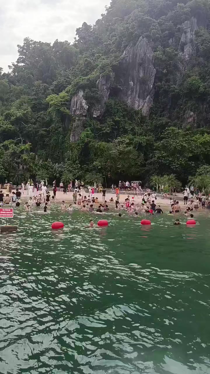Ti Top Island