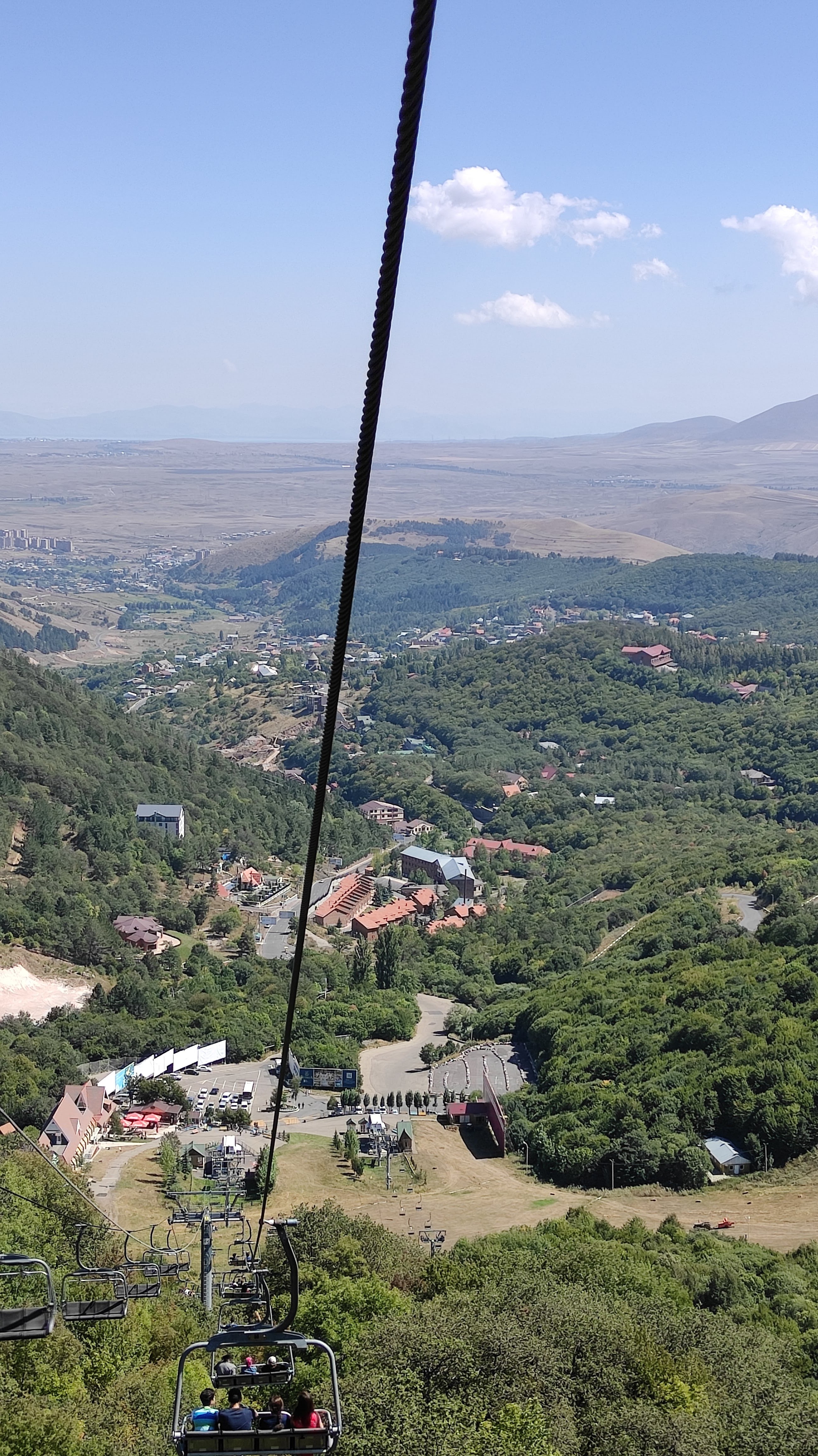Цахкадзор — канатная дорога (Tsaghkadzor Ropeway)