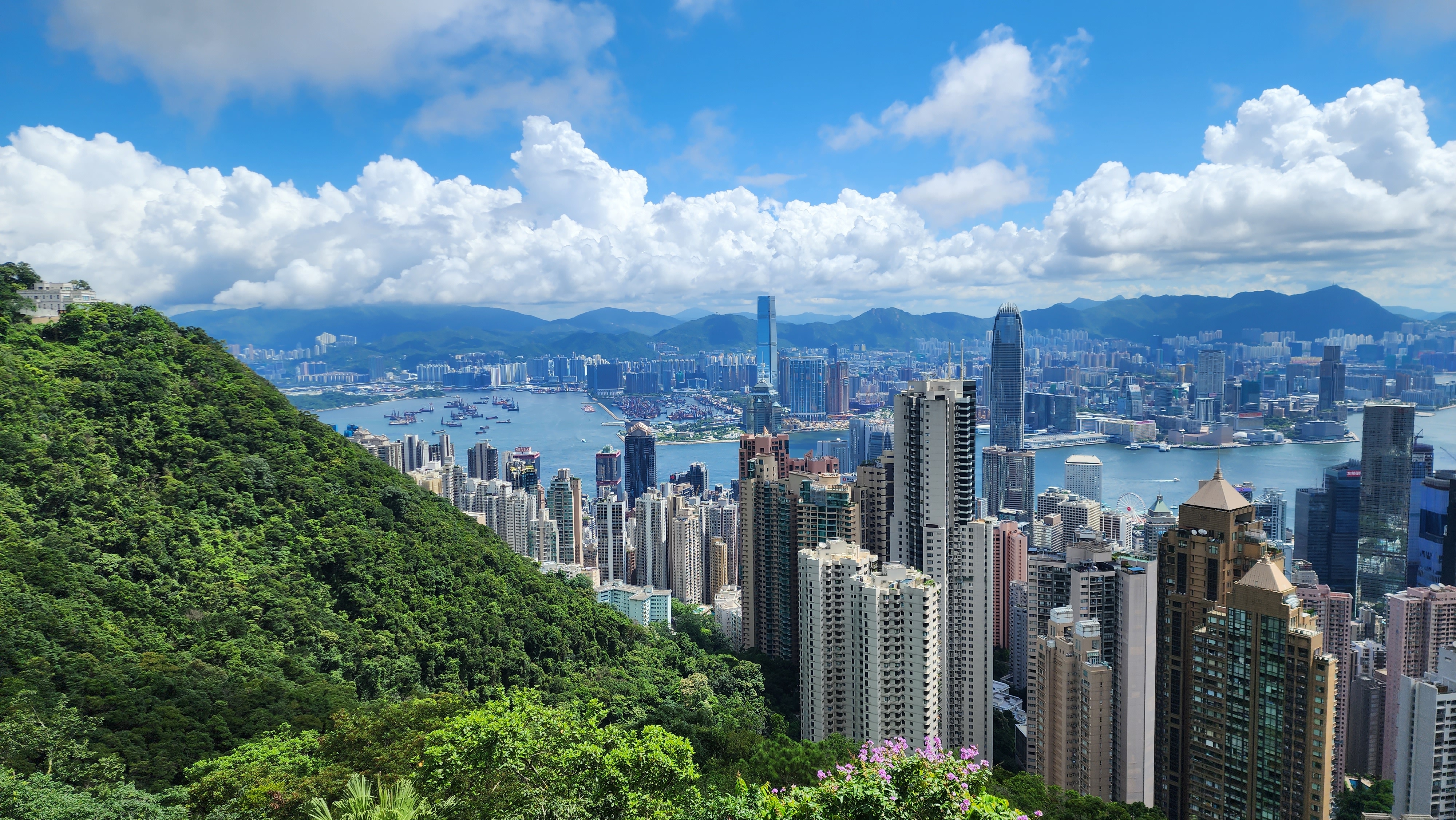 Budget-friendly Hong Kong Highlights