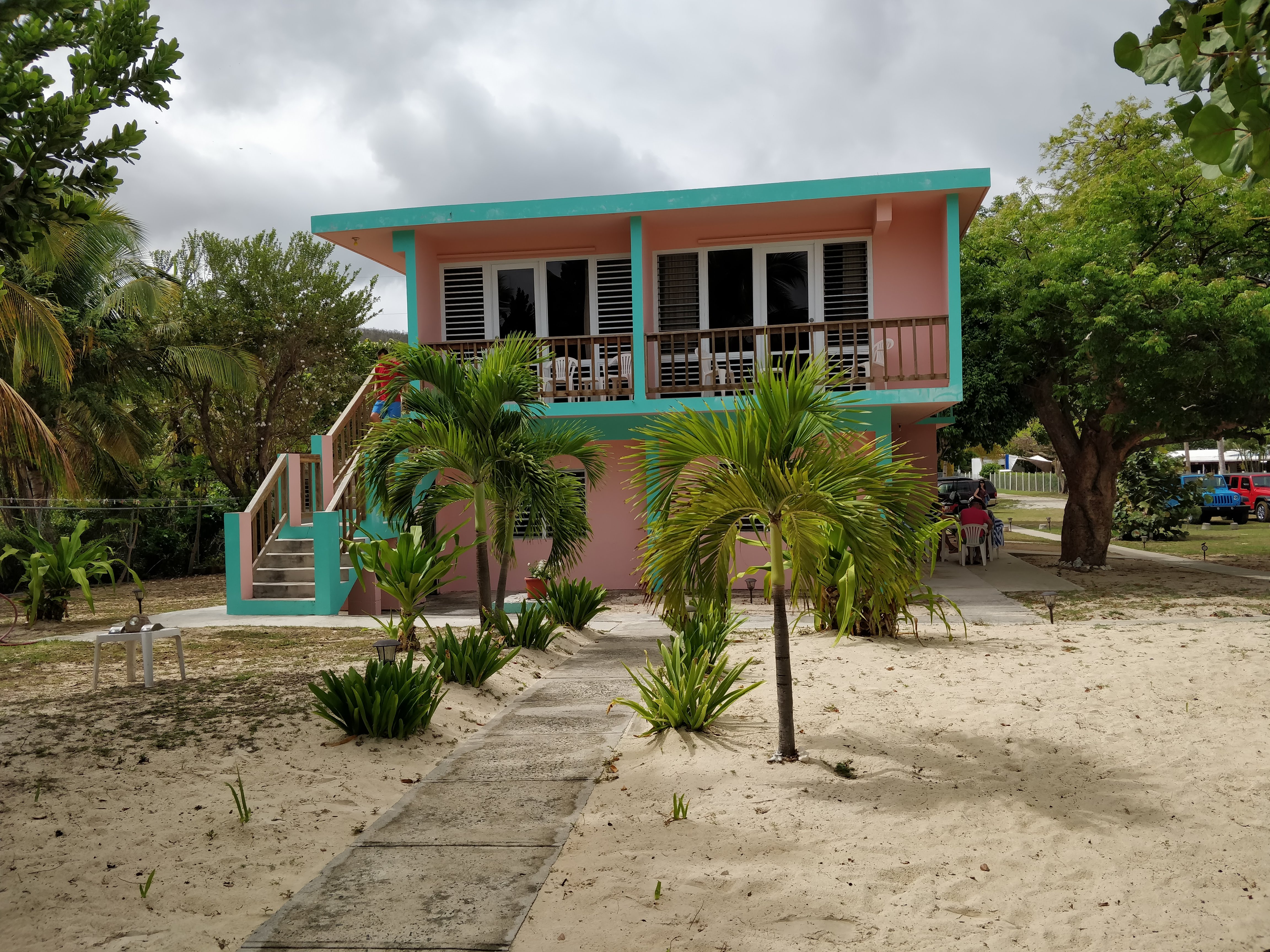 Picture for Zoknik on the Sea (Flamenco Beach area lodging)