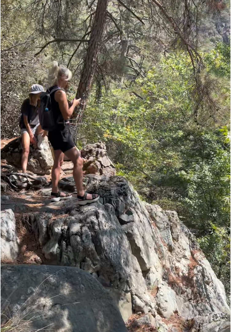 Водопад Каледония (Caledonia Waterfall, Троодос)