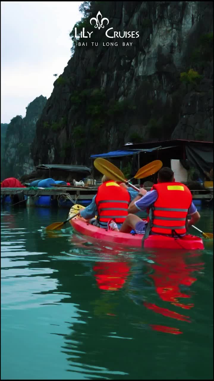 Vung Vieng Fishing Village (floating village visit)