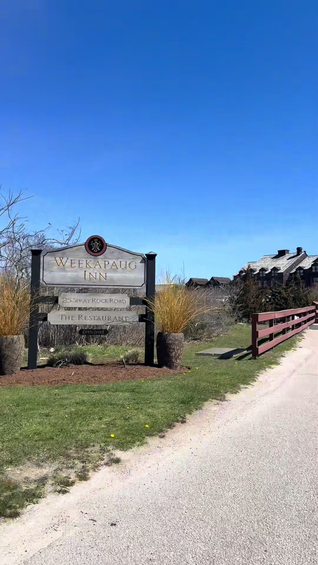 Weekapaug Inn