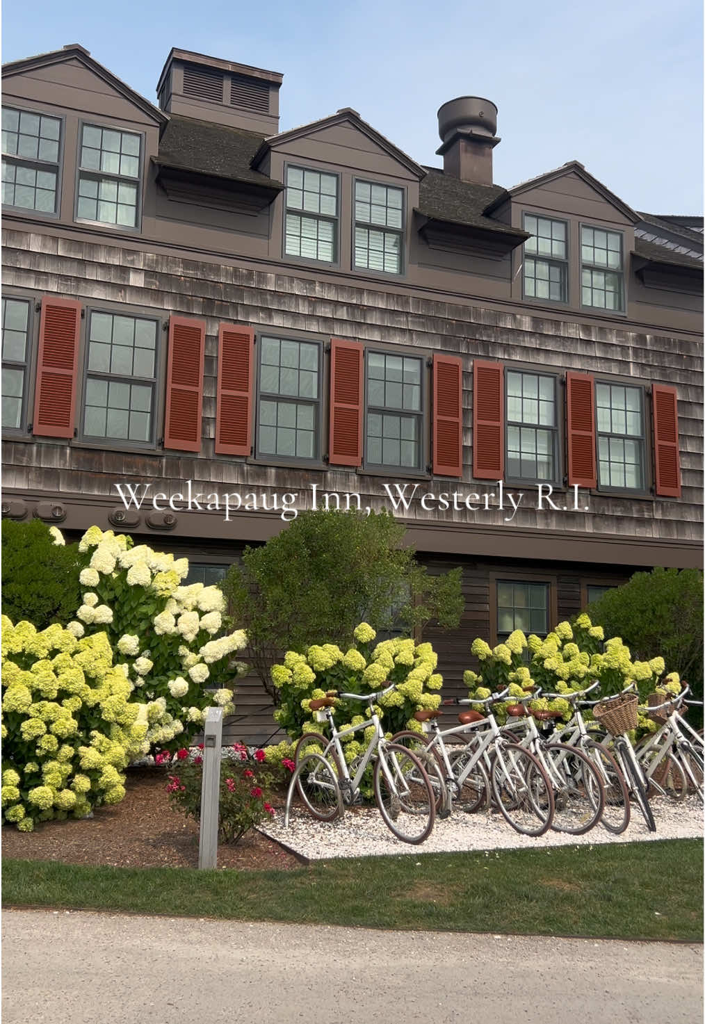 Weekapaug Inn