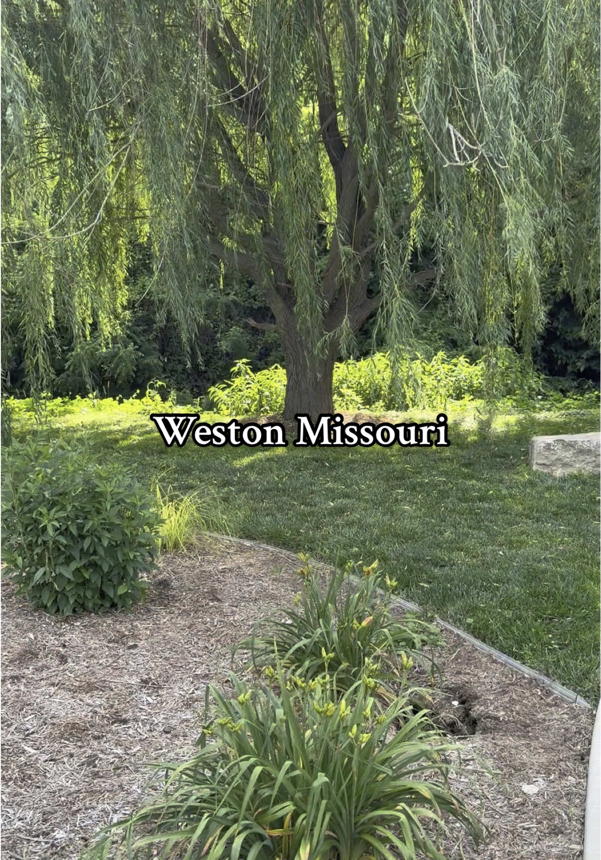 Weston, MO (historic downtown & Weston Bend State Park)
