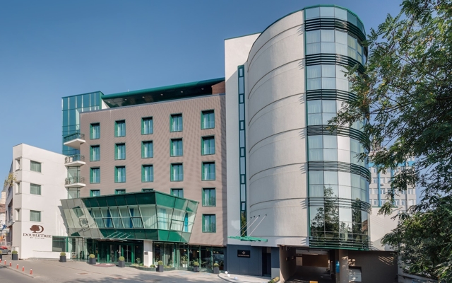תמונה עבור DoubleTree by Hilton Cluj – City Plaza