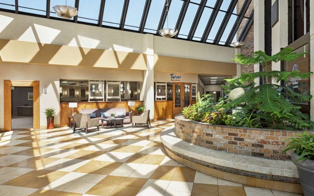 Picture for DoubleTree by Hilton Hotel Jackson (Jackson, TN)