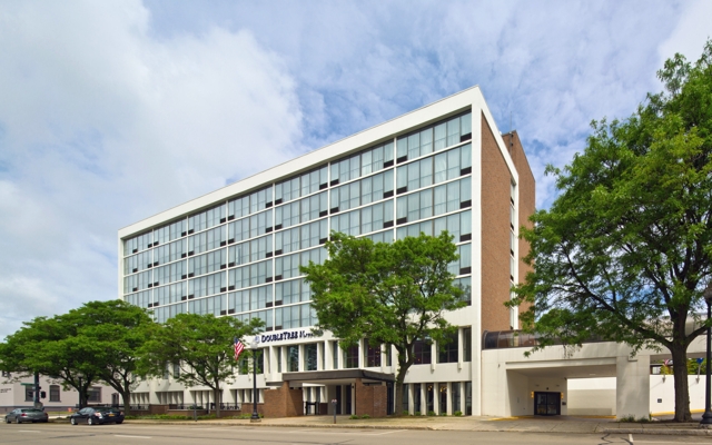 Picture for DoubleTree by Hilton Jamestown