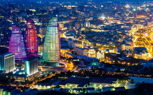 תמונה עבור Fairmont Baku Flame Towers