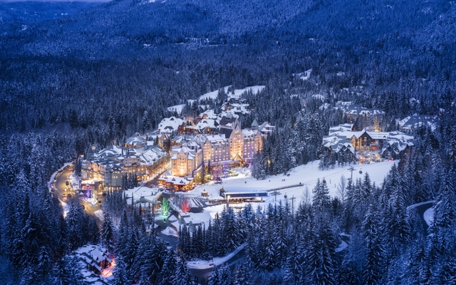 תמונה עבור Fairmont Chateau Whistler