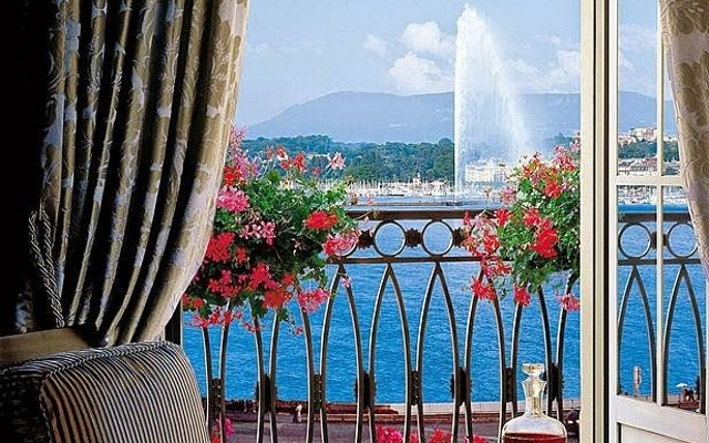 תמונה עבור Four Seasons Hotel des Bergues Geneva