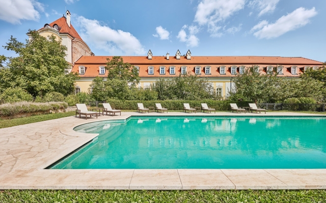 תמונה עבור Hotel Château Béla