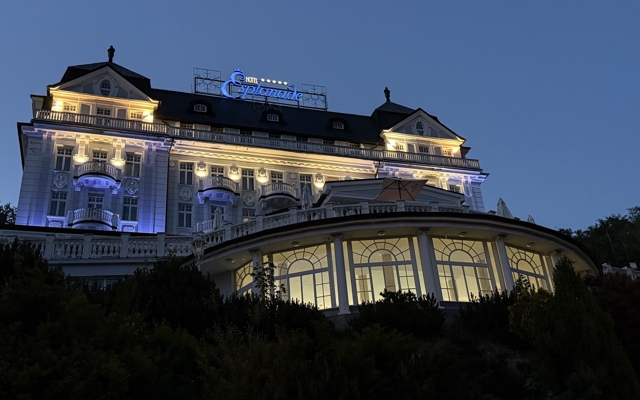 תמונה עבור Hotel Esplanade