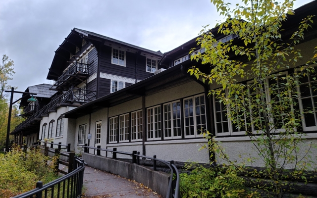 Picture for Lake McDonald Lodge