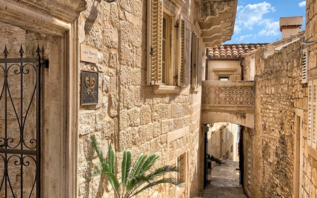 תמונה עבור Lešić Dimitri Palace