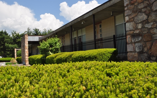 Picture for Luray Caverns Motel