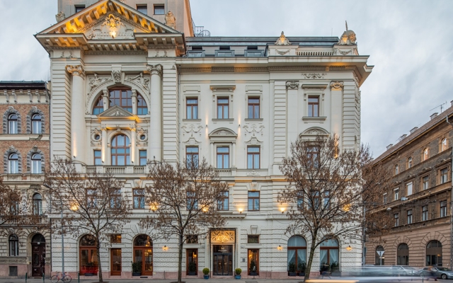 תמונה עבור Mystery Hotel Budapest