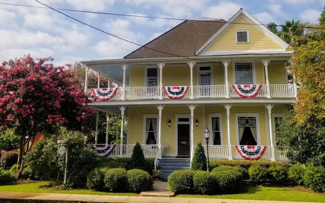 Picture for The Queen Anne