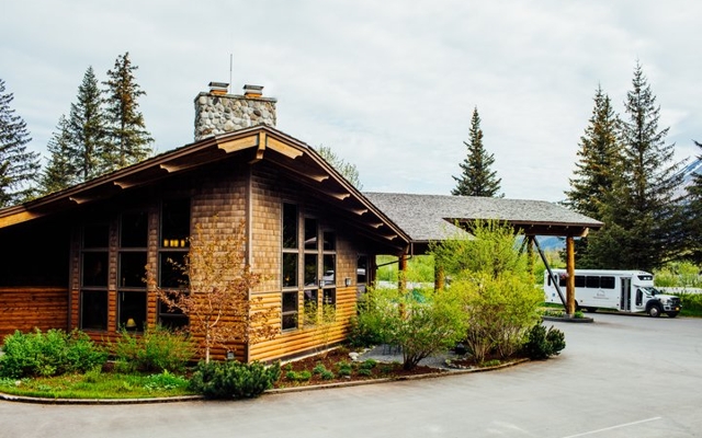 Picture for Seward Windsong Lodge