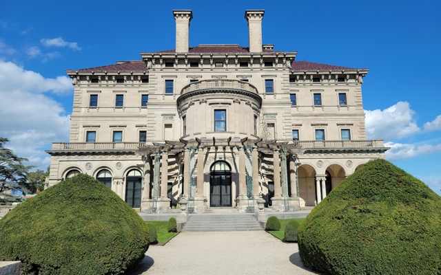 Picture for The Breakers