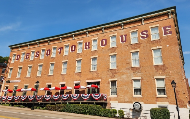 Picture for The DeSoto House Hotel